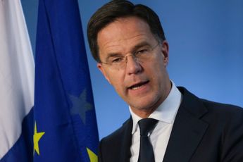 Rutte: 'Nederland overweegt álle sancties tegen Rusland, maar leveringszekerheid energie mag niet in geding komen'