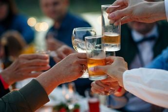 Nida wil verbod op alcoholreclame in Rotterdam: 'Er is een nieuwe norm nodig!''