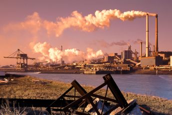 Daar komen de klimaatwerklozen: Tata Steel schrapt duizenden banen, mogelijk zelfs 1.500 in IJmuiden