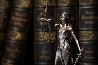 Nederland anno 2020: 'Advocaten kroongetuige liquidatieproces afgeschermd bij openbare zitting'