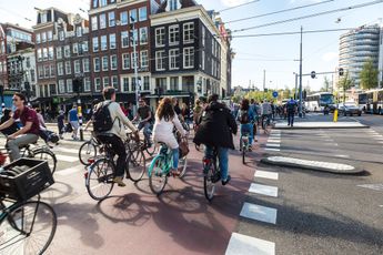 Bizar! Steeds meer Nederlanders emigreren omdat Nederland te vol is! Klein deel emigreert vanwege verstikkende klimaatregels