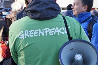 Greenpeace stapt naar rechter! Wil miljardensteun voor KLM laten intrekken