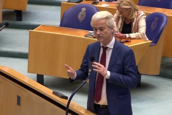 Geert Wilders haalt snoeihard uit naar de VVD: 'Jaren geleden hebben ze IC-plekken gesloten en nu jagen ze op ongevaccineerden! Onacceptabel!'