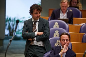 Jesse Klaver (GroenLinks) woedend op kabinet: 'Ze nemen het advies van Remkes maar voor de helft over!'