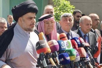 Irak: Muqtada al-Sadr trekt zich terug uit de politiek, facties gaan los met automatische wapens, handgranaten en meer