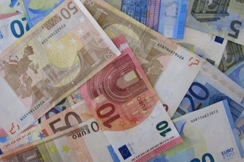 De EU wil contante betalingen boven de 10.000 euro gaan verbieden