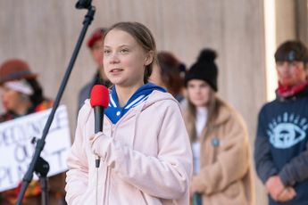 De ware agenda van Greta Thunberg: Het kapitalistische systeem omverwerpen!