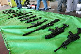 Henk Van Essens oproep om illegale vuurwerkhandelaren te behandelen als wapenhandelaren: onzinnig en kwalijk