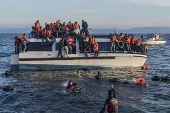 Italiaanse regering en Frontex verdoezelen waarheid over fatale scheepsramp met migrantenboot