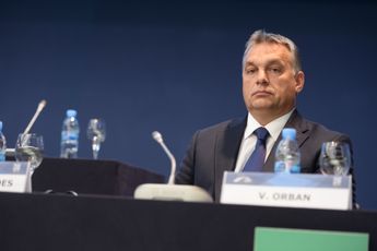 Victor Orbán bekritiseert de ineffectiviteit van de samenwerking tussen Oekraïne en het Westen