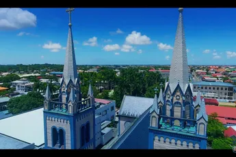 VIDEO: Deze 4K drone beelden gemaakt in Suriname moet je zien