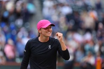 World No. 1 Swiatek Continues Undisputed Roland Garros Charge Into Second Week
