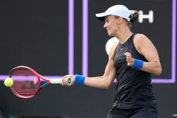 Anhelina KALININA vence Mirra ANDREEVA no Open de Rouen e avança para as meias-finais