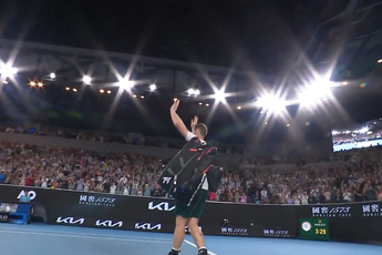 (VIDEO) Murray receives standing ovation as phenomenal Australian Open campaign comes to an end
