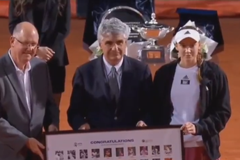 "The trophy ceremony was scandalous and such amateur": Tennis fans hit out at poorly ran Rome Open ceremony for Rybakina-Kalinina