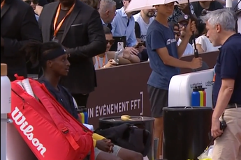 (VIDEO) Mikael Ymer loses his mind after argument with umpire, smashes his racquet to pieces and gets defaulted in Lyon