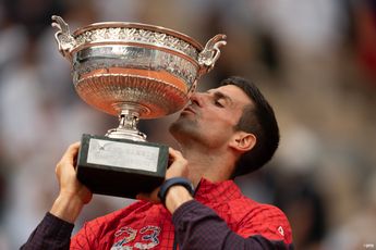 Novak Djokovics French Open-Siegerschläger wird zum Verkauf angeboten, nachdem er von einem Fan in Roland Garros aufgefangen wurde