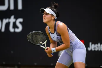 Bianca Andreescu elogia a inspiração no Dia Nacional das Raparigas e das Mulheres no Desporto: "Sem Billie Jean King e Serena Williams, eu não estaria aqui"