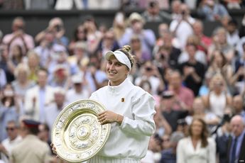 Marketa Vondrousova, campeona de Wimbledon, galardonada con el premio a la mejor tenista checa del año