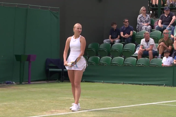 (VIDEO) Is this the most Wimbledon moment ever? Umpire warns fans about opening champagne before players serve