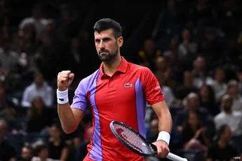 (VIDEO) Novak Djokovic pede ao público para o vaiar antes de ganhar o jogo no Masters de Paris de 2023: "Estão a fazer-me um favor"