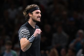 (VIDEO) The ultimate hypeman: Stefanos Tsitsipas celebrates wildly with team after World Tennis League win