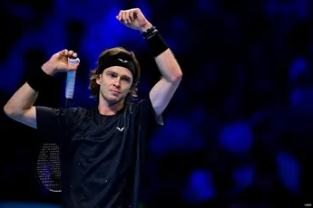 RESCALDO | Open de Hong Kong 2024: Andrey RUBLEV confirma favoritismo com o 15º título da carreira