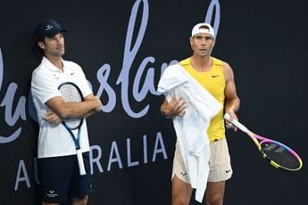 Carlos Moyá no descarta que Rafa Nadal pueda rendir en el Open de Australia: "La idea es estar al 100% en Roland Garros, pero quizás lo esté antes, quizás esta semana"