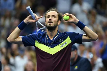 Daniil Medvedev considera que o seu estilo de ténis é o mais semelhante ao de Djokovic entre os três grandes: "Sou mais parecido com o Novak quando ele era mais novo"