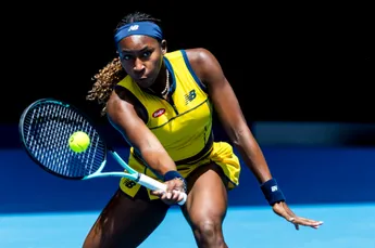 Com a ameaça de atraso devido à chuva, Coco GAUFF ultrapassa Nadia PODOROSKA para iniciar a sua campanha no Open de Miami