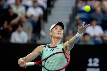 Elena Rybakina steht bei den Qatar Open im Halbfinale gegen Anastasia Pavlyuchenkova, nachdem sie die Serie von Leylah Fernandez beendet hat