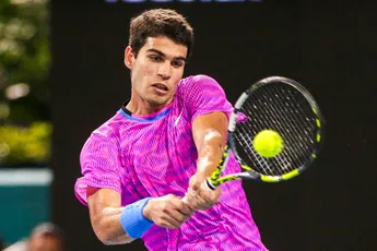 Carlos ALCARAZ tem uma atuação brilhante contra Lorenzo MUSETTI e avança para os oitavos de final do Miami Open