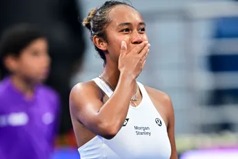 Leylah Fernandez mostra a ligação com a irmã Bianca com recriação de cena de filme: "Quando gostas de abraços mas a tua irmã não"