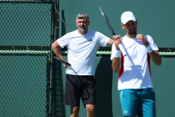 Novak Djokovic pondera jogar sem treinador pela primeira vez na sua carreira