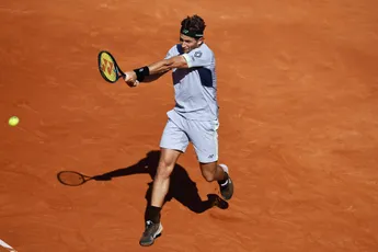 Casper RUUD conquista o maior título da sua carreira, derrotando Stefanos TSITSIPAS no Open de Barcelona