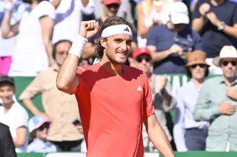 Stefanos TSITSIPAS conquista o terceiro título do Masters de Monte-Carlo em quatro anos, triunfando sobre Casper RUUD