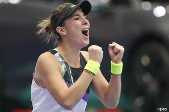Os fãs divertem-se com o facto de Belinda Bencic continuar a jogar a Billie Jean King Cup apesar da gravidez: "O país vem antes do bebé"