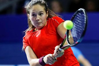 Daria Kasatkina advances to the semifinal in Rome after Teichmann retires