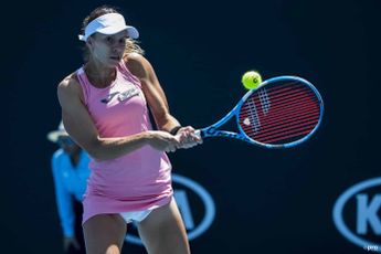 Linette tops Garcia to reach Australian Open Quarter-Finals