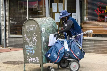 Claim: USPS is advising voters to send in ballots two weeks before Election Day. Fact check: Mixed