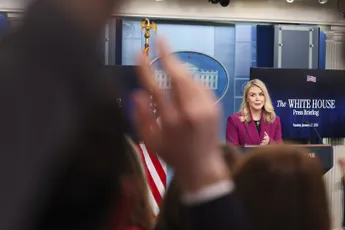 Who gets to ask questions at the White House?