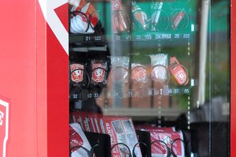 FC Twente introduceert 'fanartikelautomaat'