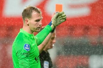 Van Staa fileert Vitesse-goalie: "Deze keeper is toch een aanfluiting?"