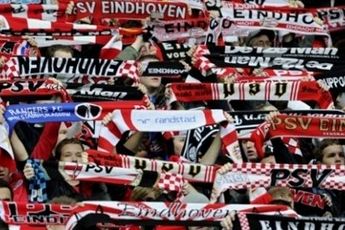 PSV-supporters reizen massaal af naar Enschede