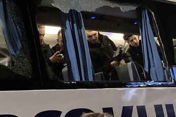 Supportersbussen Heracles bekogeld: "Het was een en al paniek"