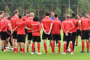 Foto's: FC Twente werkt toe naar kampioenswedstrijd op de training