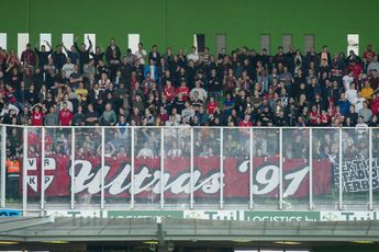 VIDEO: FC Twente-supporters vieren groot feest na bekerzege bij rivaal