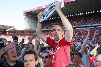 Sfeerbeelden: FC Twente huldigt kampioenen en promovendi
