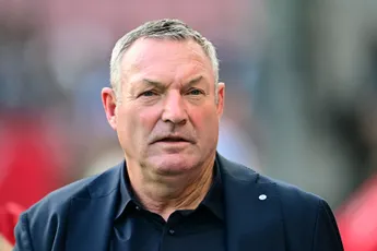Ron Jans aangeslagen na keiharde dreun van FC Twente: "Komt hard aan bij mij"