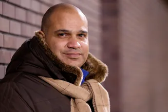 Busby onthult reden FC Twente-exit: "Door de komst van Bruggink heb ik besloten weg te gaan"